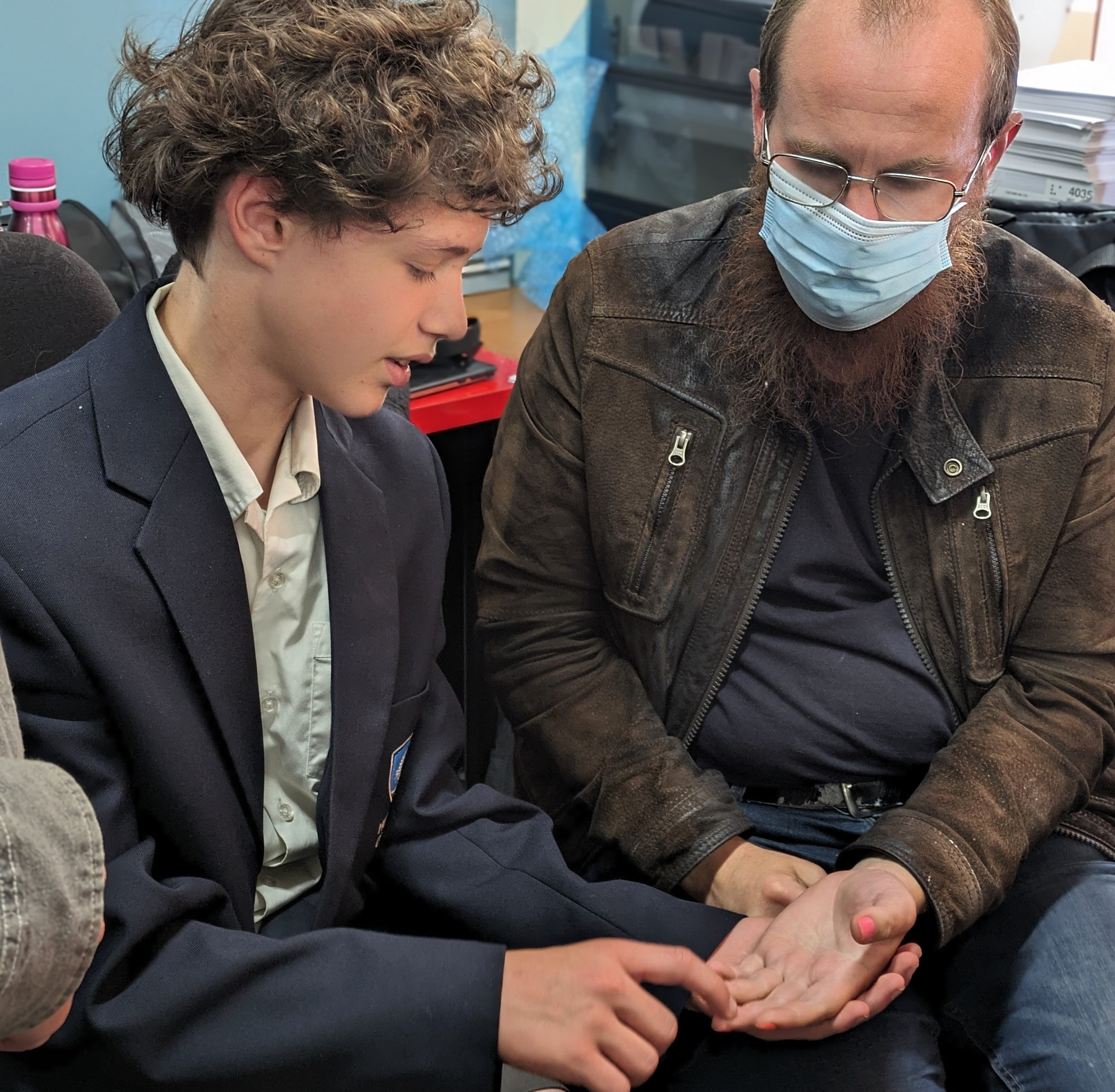 Young Auslan students visit DBV