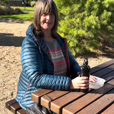 Deafblind tips 19 – Picnic Table and Bag
